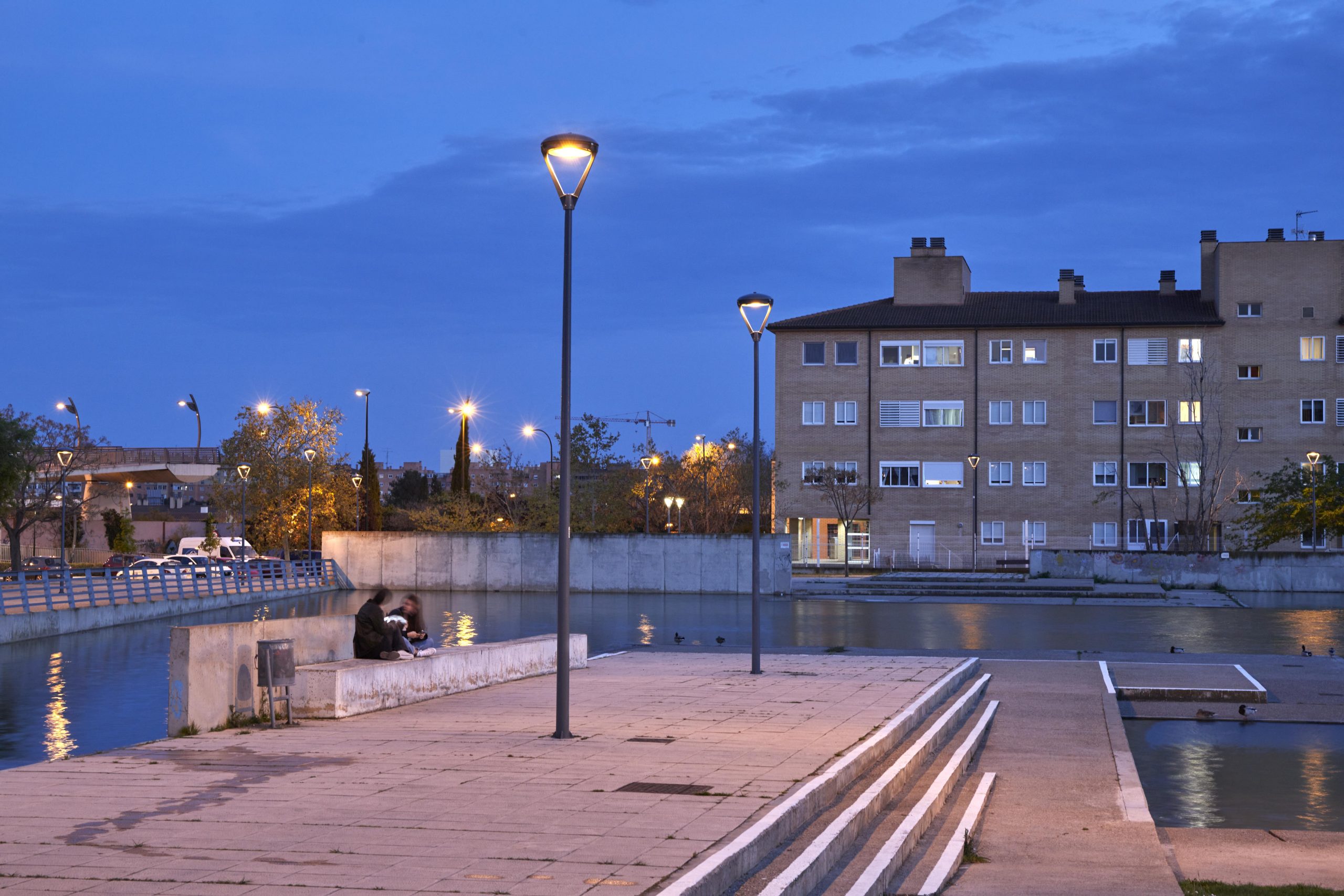 Iuminación eficiente LED parque Zaragoza Carandini_5