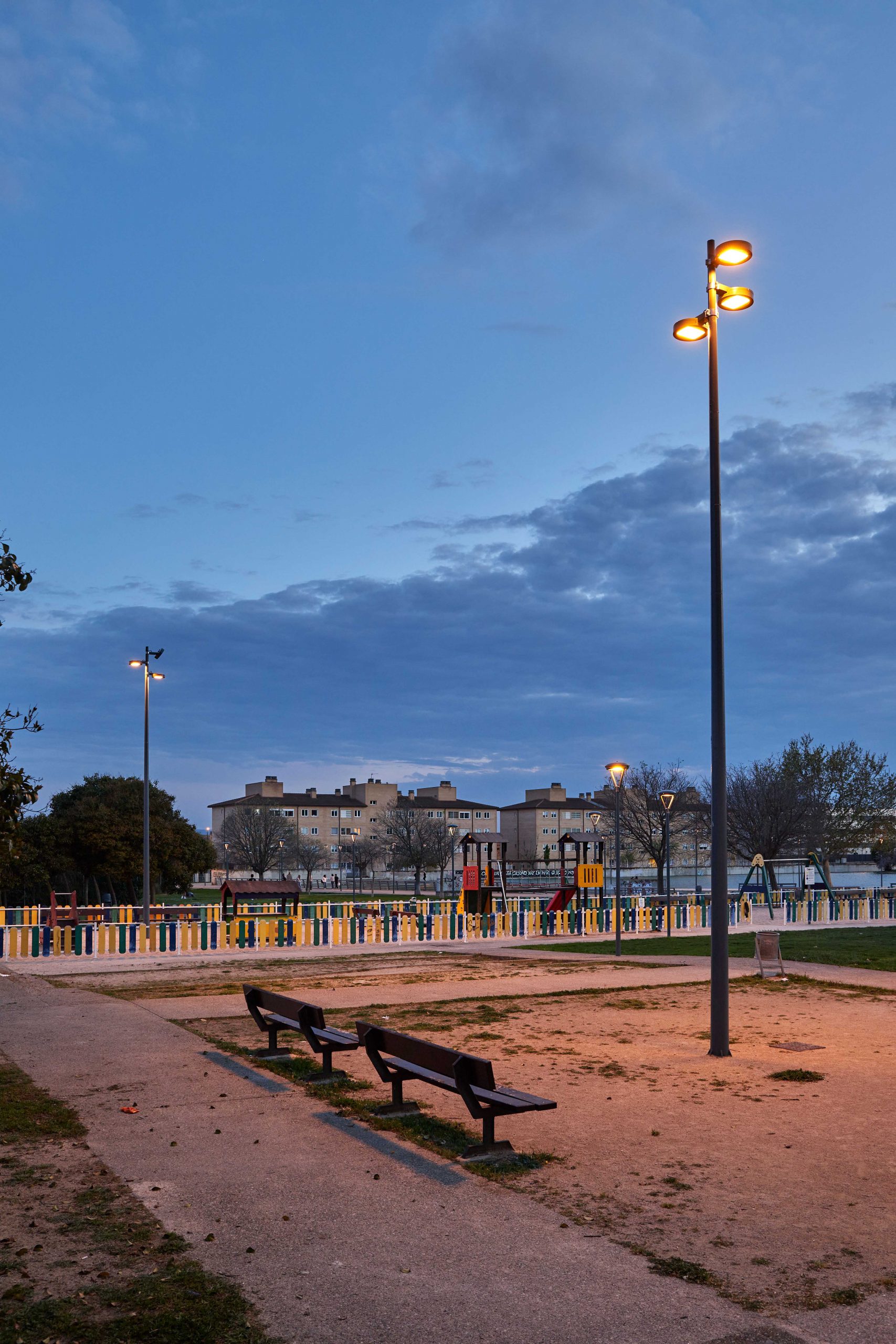 Iuminación eficiente LED parque Zaragoza Carandini_9