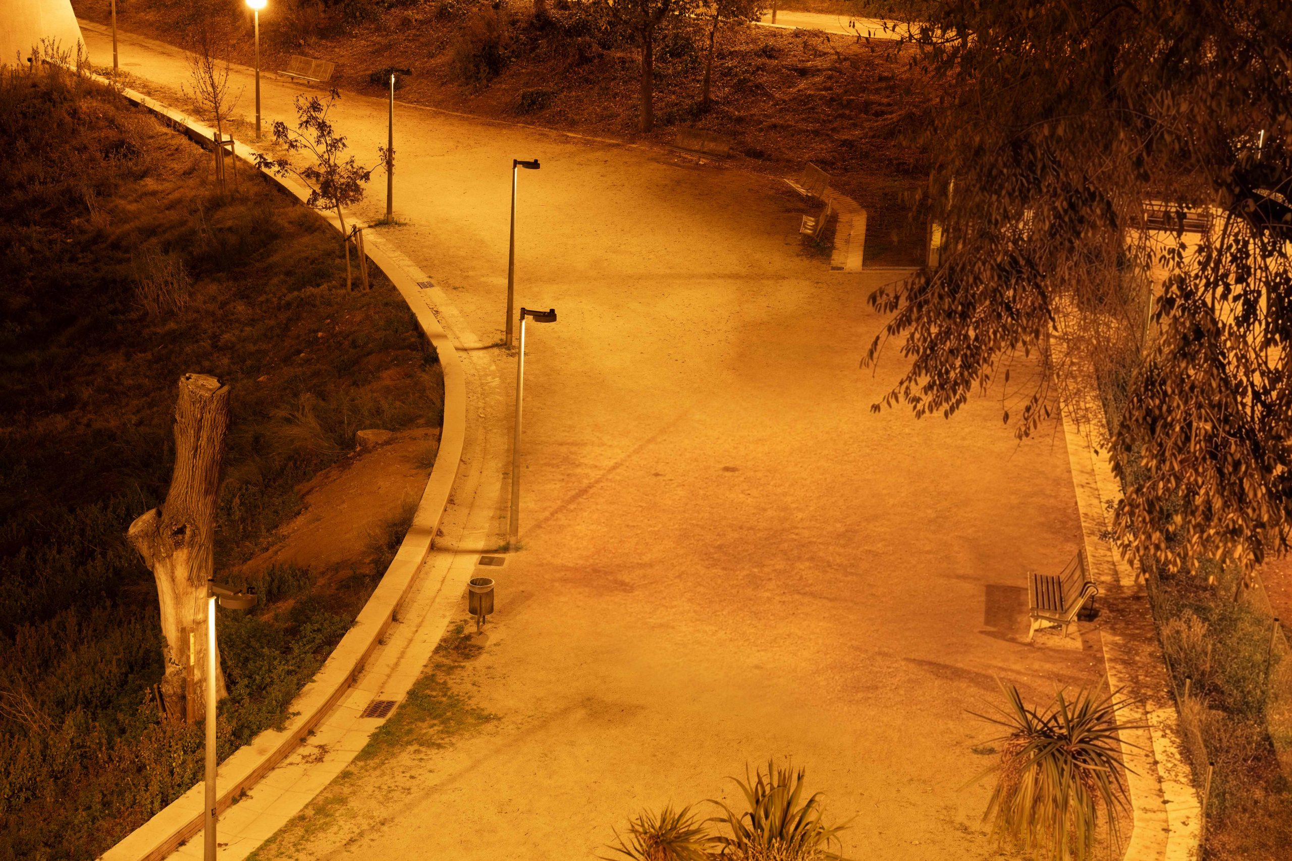 Iluminación dinámica conectada Parc del Molinet Barcelona alumbrado Carandini12